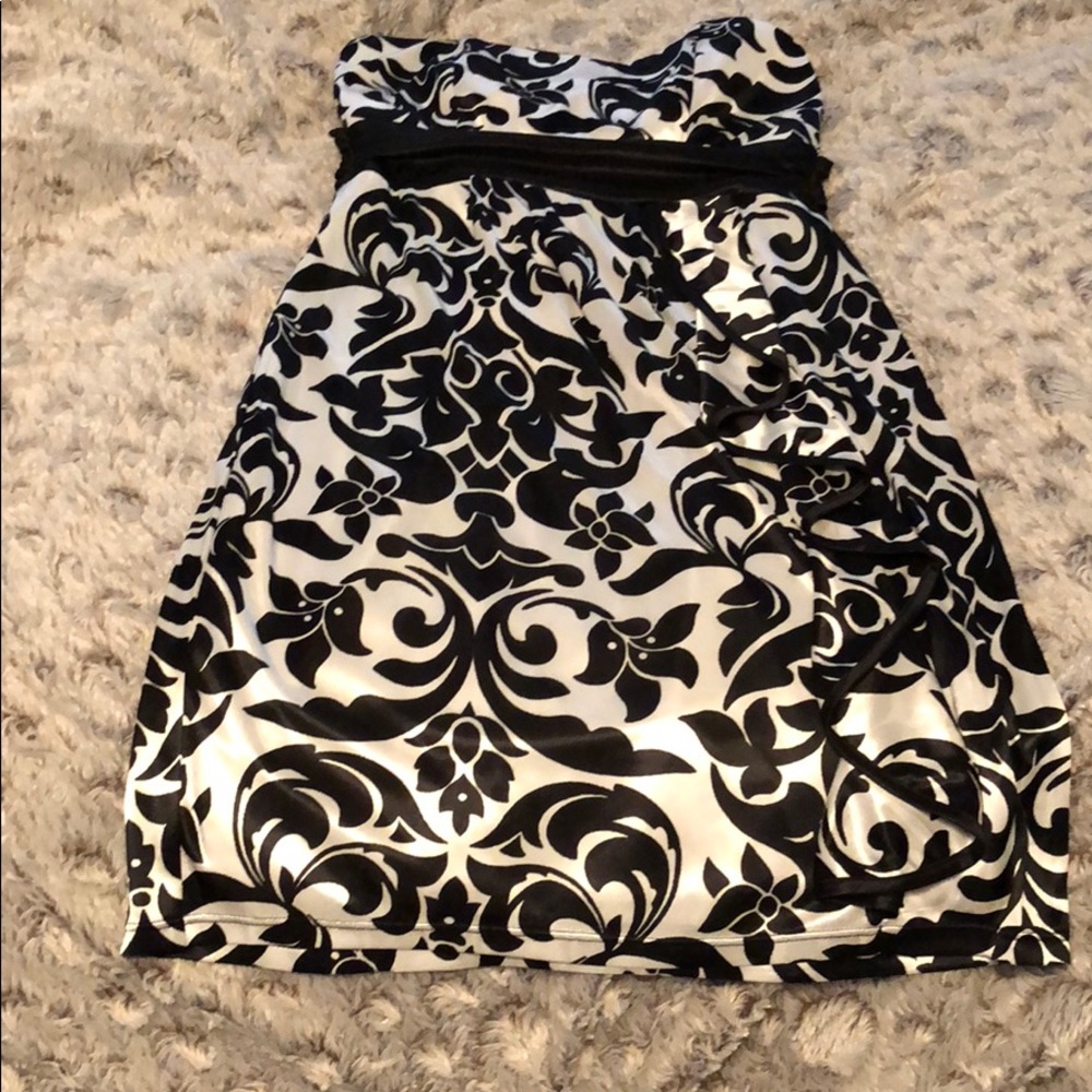 Black & white dress